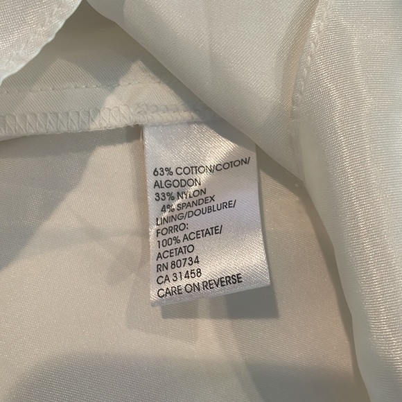 BCBG Maxazria Dress Size 0 - Picture 12 of 12